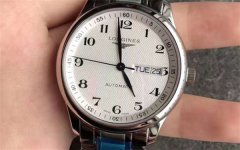 浪琴手表机芯里面有划痕应该咋处理